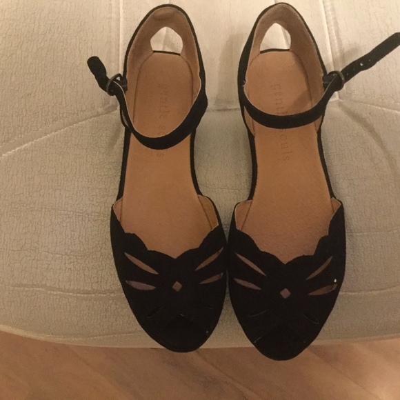 GENTLE SOLES Shoes - GENTLE SOLES BLACK SUEDE SHOE